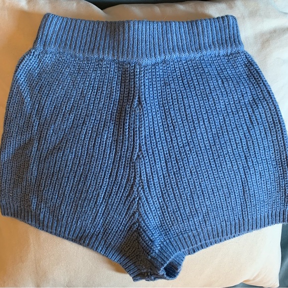 Charlie Holiday Blanche knit bloomer shorts NWOT - Picture 2 of 4